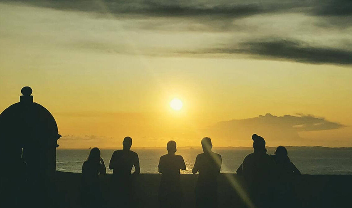 Descubra os 7 melhores lugares para ver o pôr do sol em Salvador