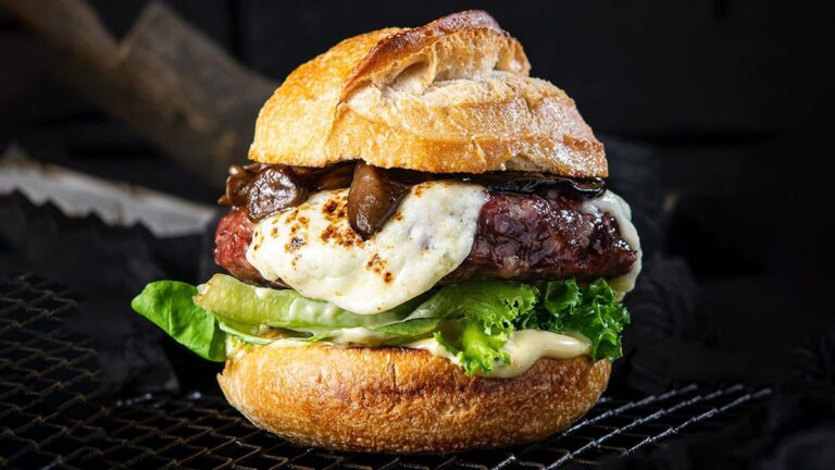 Hambúrguer em Salvador? 5 opções de dar água na boca