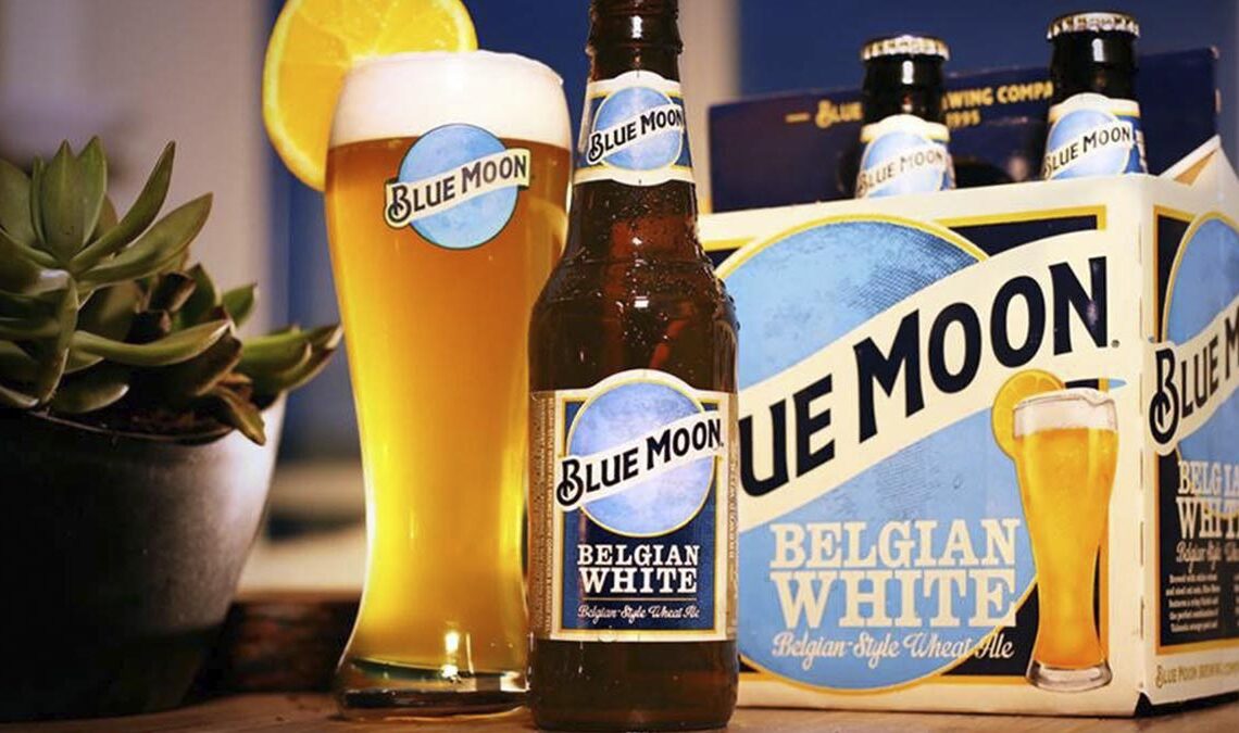 Cerveja Blue Moon chega ao Mirante Farol da Barra