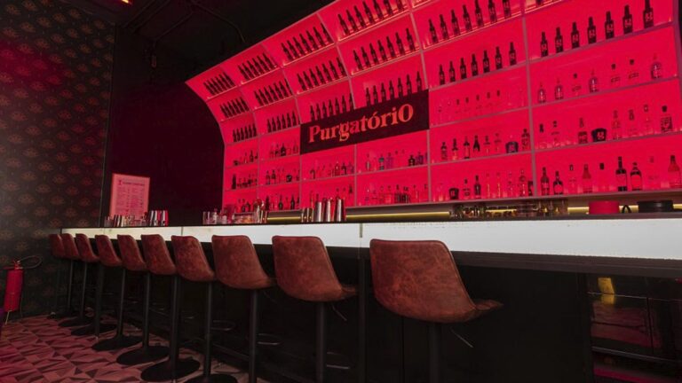 Purgatório Bar reforça conceito “speakeasy” em Salvador, focado em altíssima coquetelaria