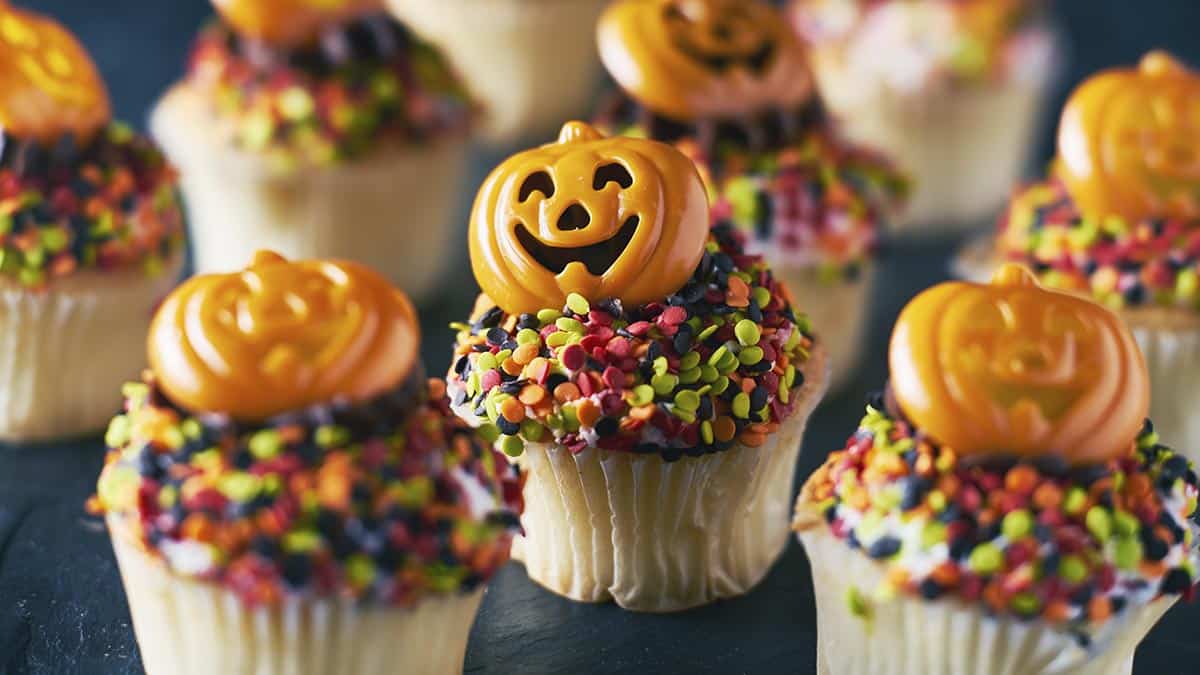 Halloween: histórias, receitas e tradições dos dias das bruxas