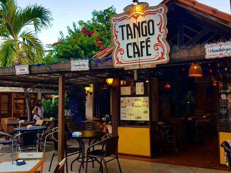 Onde Comer na Praia do Forte - Bahia: Tango Café