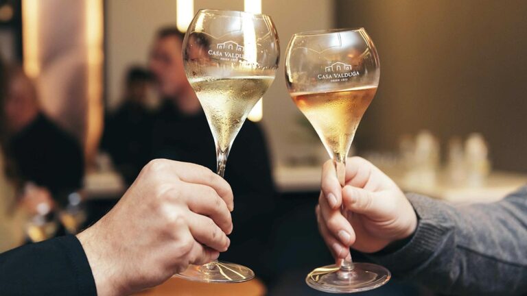 Famiglia Valduga apresenta rótulos premiados no Vin Première em Salvador