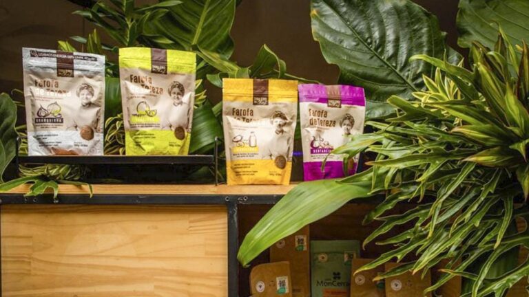 Farofa de Tereza Paim é apresentada em evento comemorativo da coroação do Rei Charles III