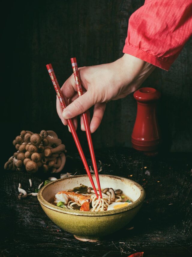 pratos-com-macarrao-ao-redor-do-mundo-2