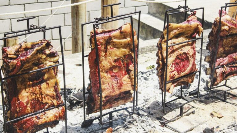 1º Oktoberfest do Entre Brasas promete agitar Lauro de Freitas