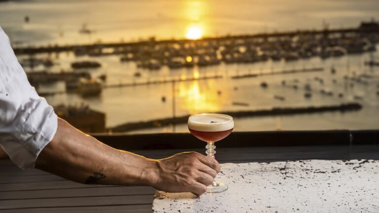 Atarah Rooftop: Onde Salvador Celebra Seu Passado e Brinda ao Futuro