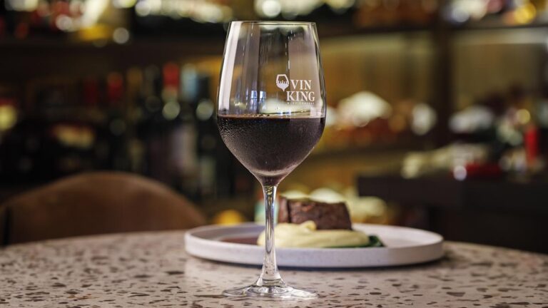 Vinking promove Degustação Harmonizada com Vinícolas Sul-Americanas