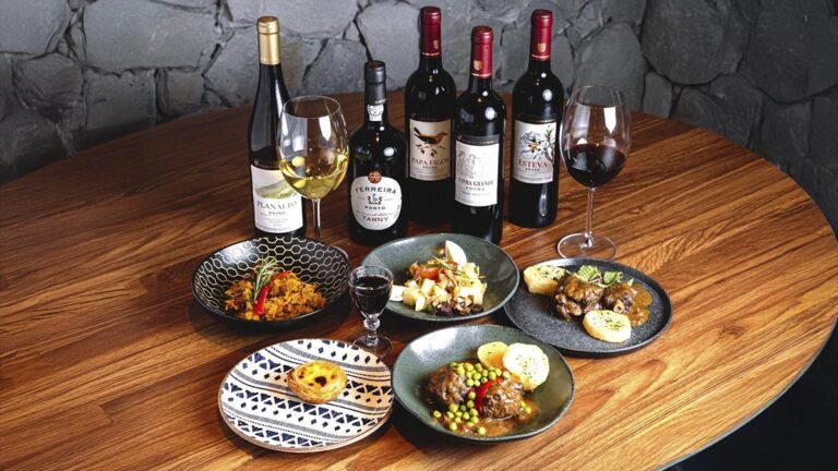 Santiago promove jantar harmonizado com vinhos da Casa Ferreirinha