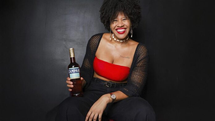 A baiana Sol Cerqueira, na semifinal do Campari Bartender Competition 2025