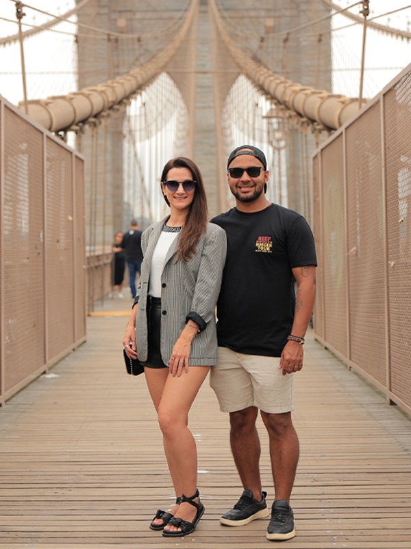 De NY para Salvador: 5 insights de Peu Magalhães sobre a Burger Tour 2025 Iryna Podusovska e Peu Magalhães