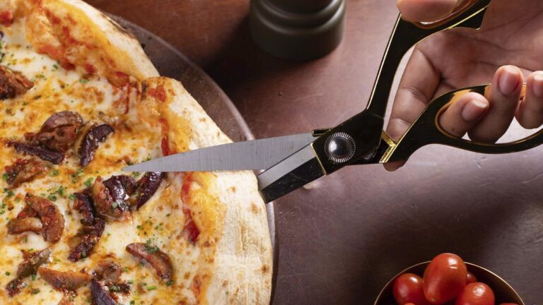 Forneria Di Liana chega com pizzas artesanais e corte à tesoura