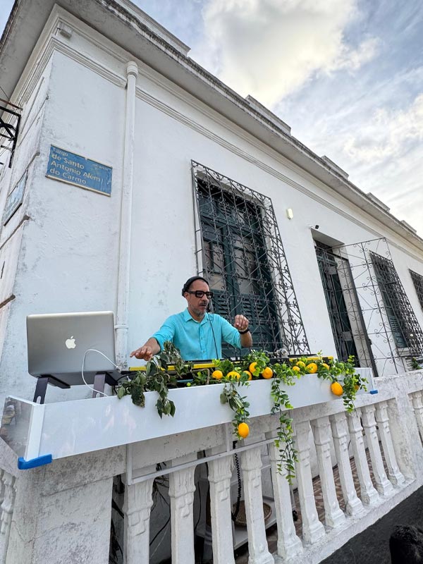 Tarde de Vinhos e Ostras no Santo Antônio Além do Carmo dj santz