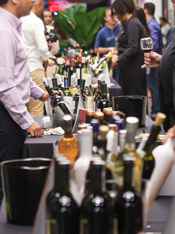 Wine Dez 2025 traz mais de 600 rótulos e 40 expositores ao Shopping da Bahia wine dez 2025 3