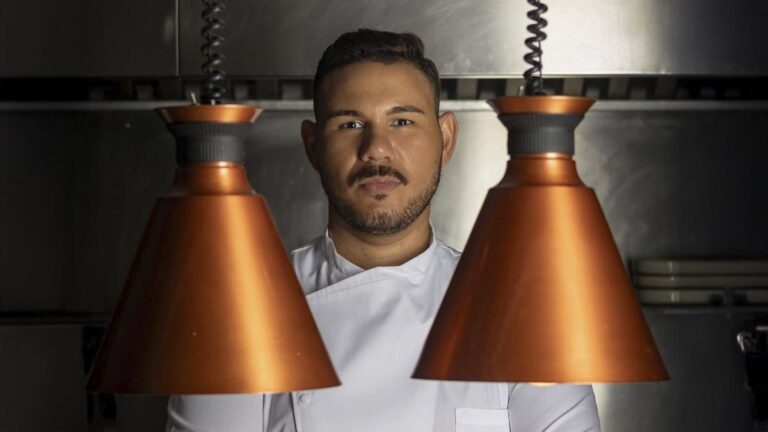 Chef Cadu Moura lança e-book natalino com receitas práticas