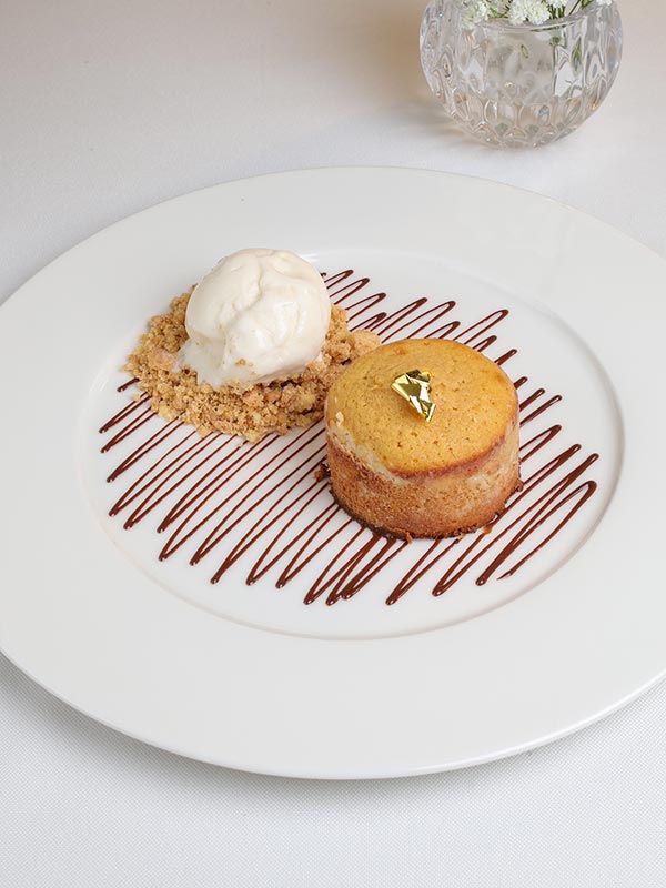 Chez Bernard lança Festival du Filet Mignon e promove viagem gastronômica por seis países em Salvador s Petit Gateau au Dulce de Leche