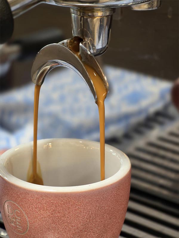 Do Coado ao Espresso inaugura cafeteria na Pituba e coloca Salvador no mapa da melhor torrefação do Brasil Do coado ao espresso