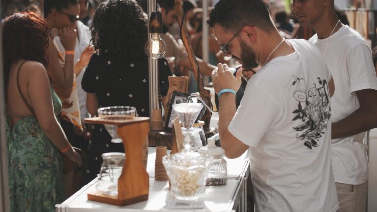 Do grão ao festival: como os eventos independentes estão educando o paladar brasileiro