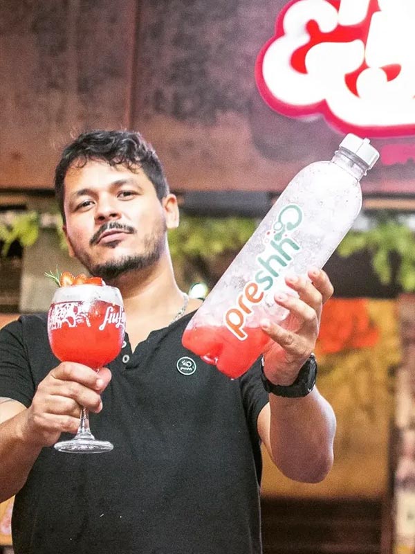 Purgatório Convida reúne estrelas da coquetelaria nacional em noite especial com a Preshh rafael alves