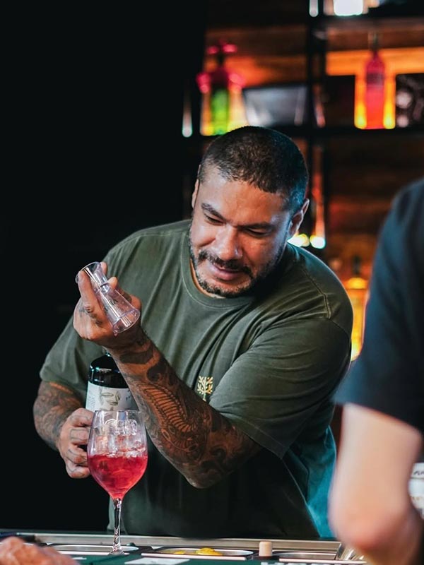 Purgatório Convida reúne estrelas da coquetelaria nacional em noite especial com a Preshh tom oliveira