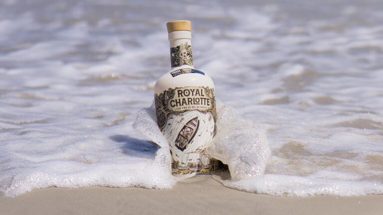 Royal Charlotte: o licor de mel de cacau baiano que conquistou o mundo chega à Europa