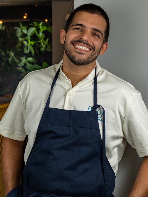 chef ricardo vallari comanda o entre tapas e brejas na proa cervejaria
